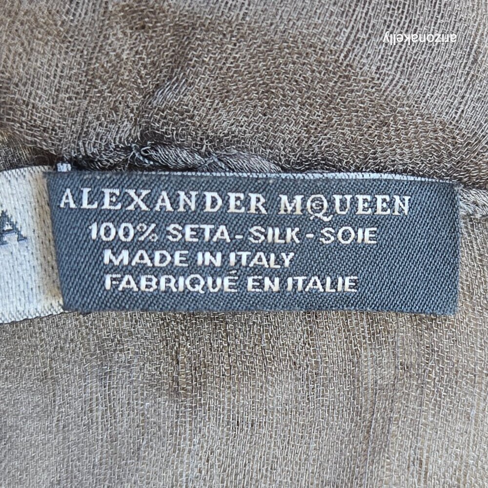 Alexander McQueen Silk Skull Scarf Light Grey - Picture 8 of 9